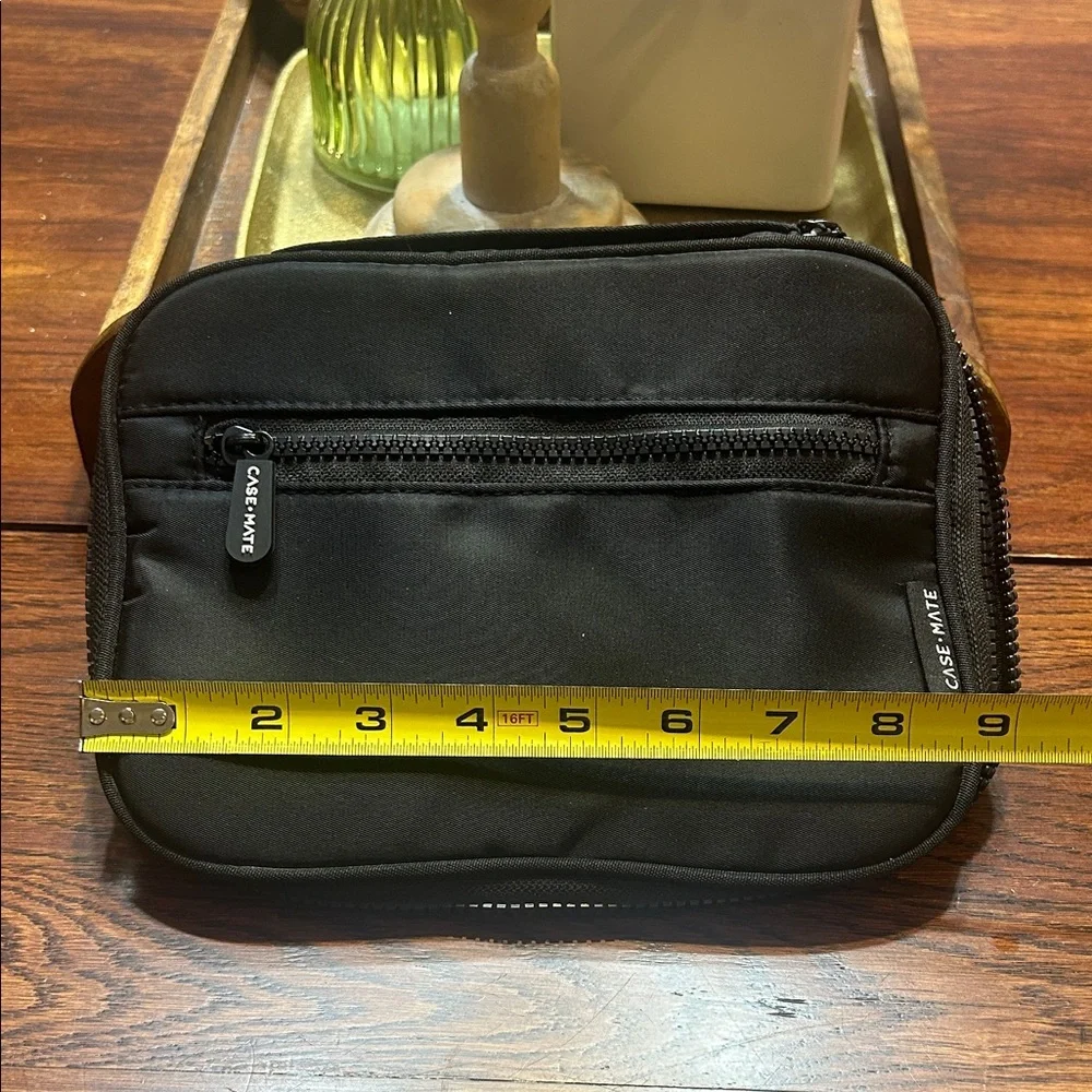 Case Mate Electronics Travel Organizer Portable Case Black